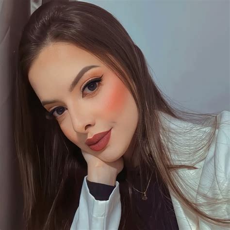 Maria Julia Marques (@mariajuliamarquescosta) .